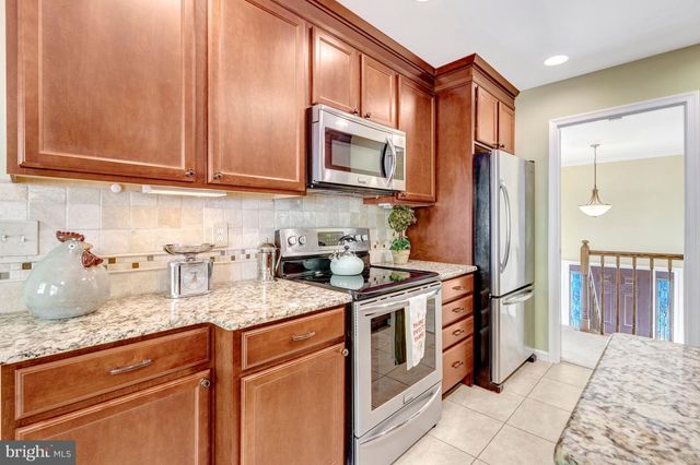 7604 BERTITO LN, Springfield, VA 22153