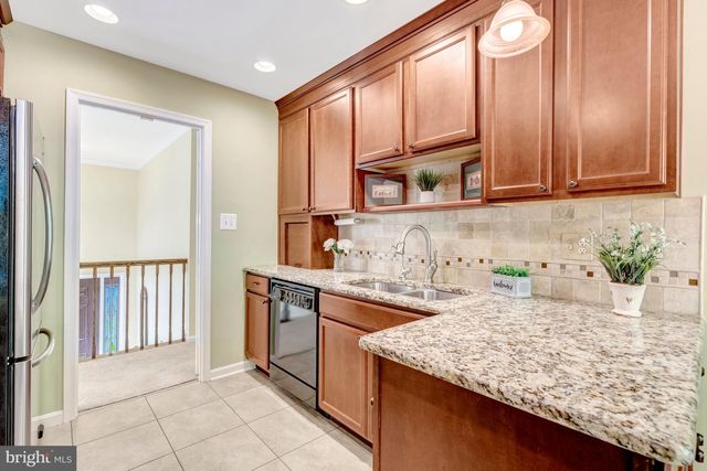 7604 BERTITO LN, Springfield, VA 22153
