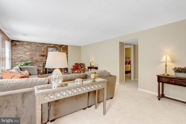 7604 BERTITO LN, Springfield, VA 22153