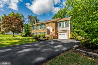 7604 BERTITO LN, Springfield, VA 22153