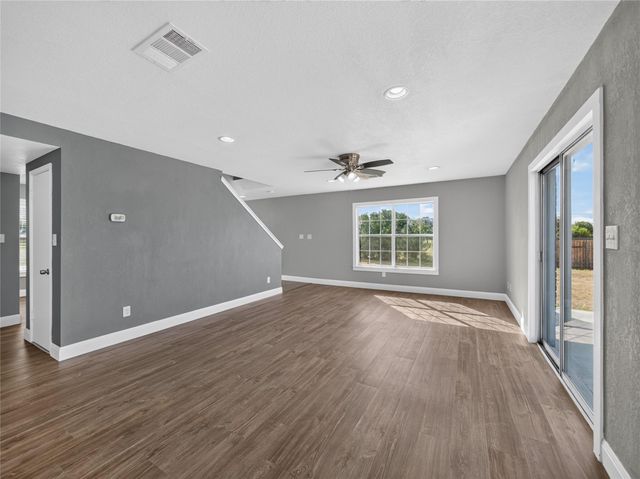 3000 Ridgemont LN, Kyle, TX 78640