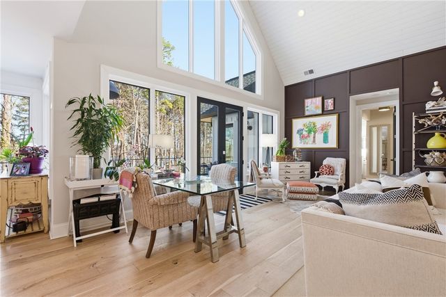 1198 N Edgewater Trail, Toccoa, GA 30577