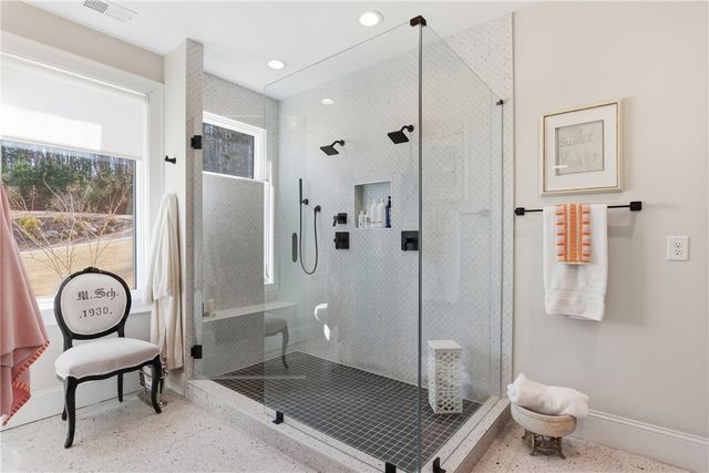 1198 N Edgewater Trail, Toccoa, GA 30577