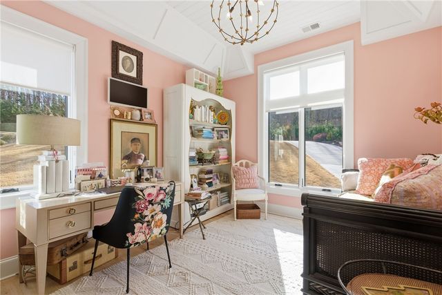 1198 N Edgewater Trail, Toccoa, GA 30577