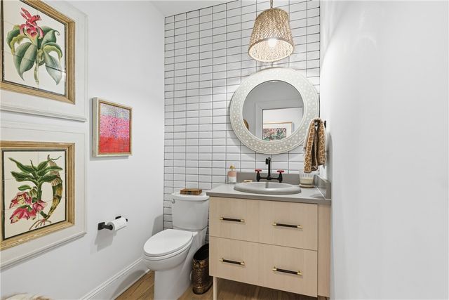 1198 N Edgewater Trail, Toccoa, GA 30577