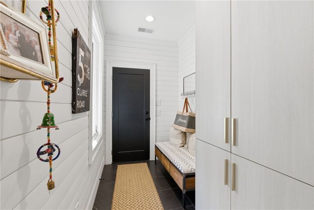 1198 N Edgewater Trail, Toccoa, GA 30577