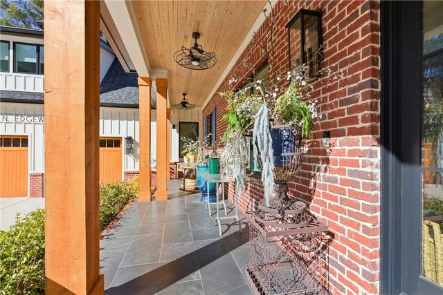 1198 N Edgewater Trail, Toccoa, GA 30577