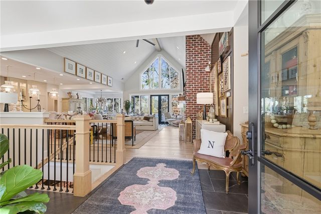 1198 N Edgewater Trail, Toccoa, GA 30577