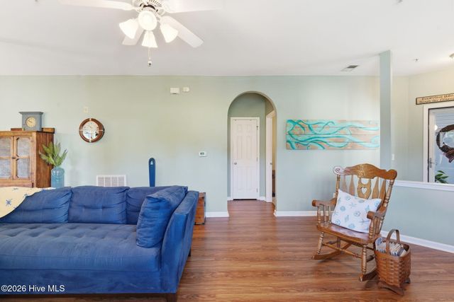 213 Fullford Lane Unit 103, Wilmington, NC 28412