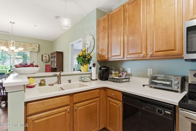 213 Fullford Lane Unit 103, Wilmington, NC 28412