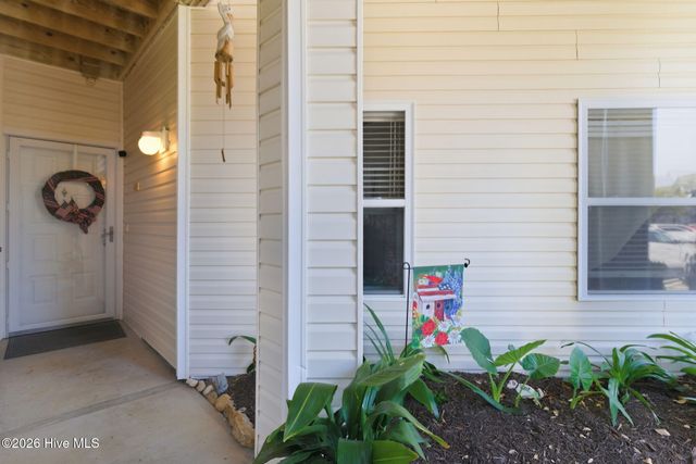 213 Fullford Lane Unit 103, Wilmington, NC 28412