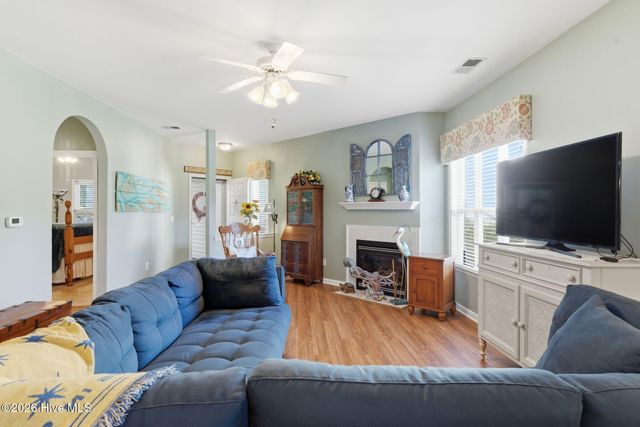 213 Fullford Lane Unit 103, Wilmington, NC 28412