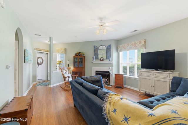 213 Fullford Lane Unit 103, Wilmington, NC 28412