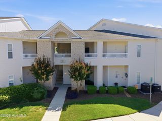 213 Fullford Lane Unit 103, Wilmington, NC 28412