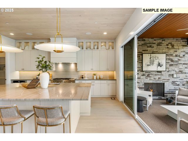 526 N Z Cir, Washougal, WA 98671