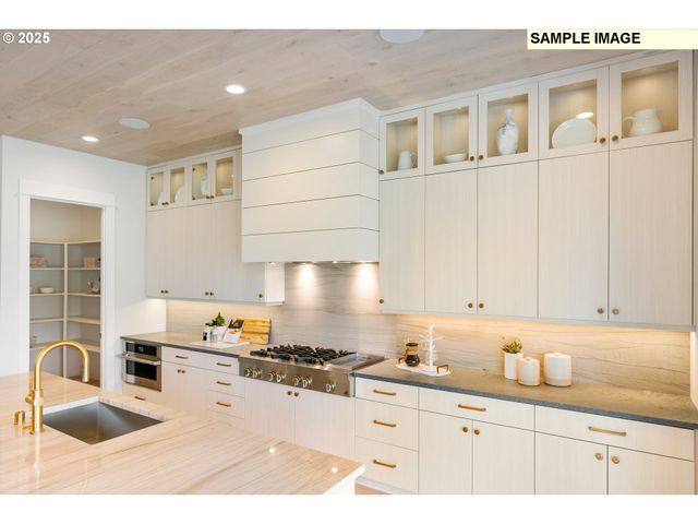 526 N Z Cir, Washougal, WA 98671