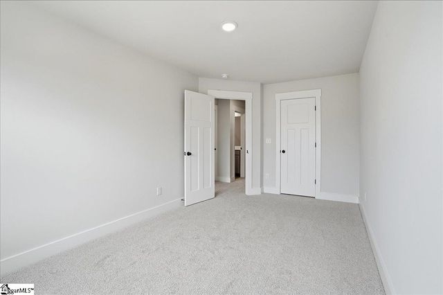 5 Starks Circle, Simpsonville, SC 29680