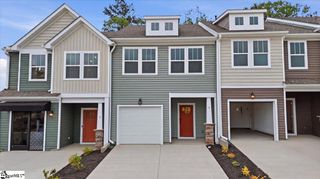 5 Starks Circle, Simpsonville, SC 29680