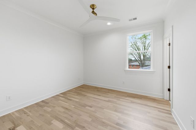 489B Sunliner Dr, Nashville, TN 37209