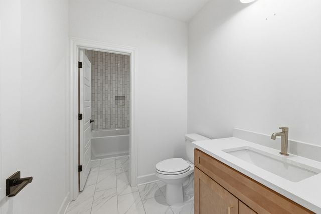 489B Sunliner Dr, Nashville, TN 37209