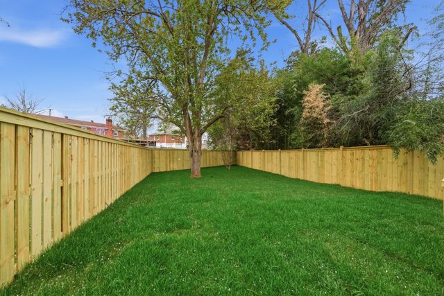 489B Sunliner Dr, Nashville, TN 37209