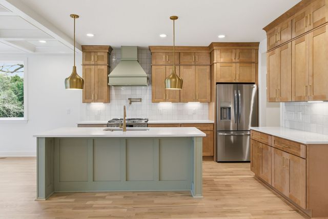 489B Sunliner Dr, Nashville, TN 37209