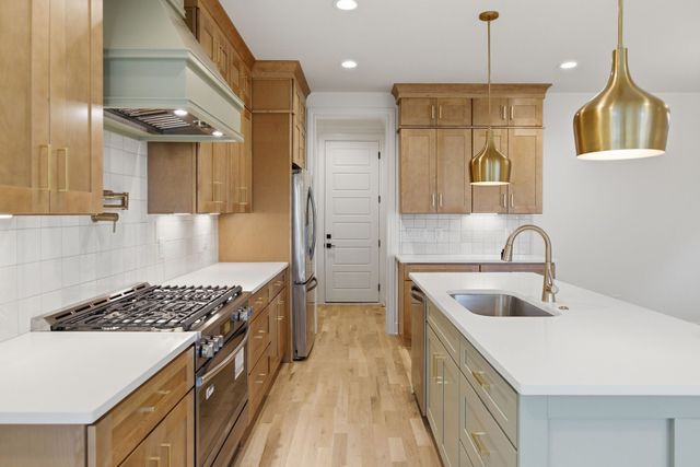 489B Sunliner Dr, Nashville, TN 37209