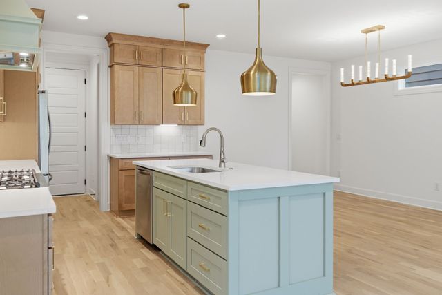 489B Sunliner Dr, Nashville, TN 37209