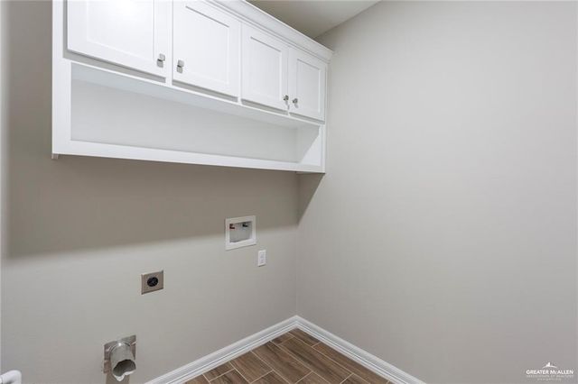 309 E Mesquite E Street, Weslaco, TX 78596