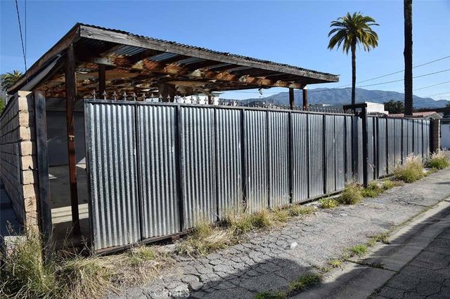 328 W Foothill, Monrovia, CA 91016