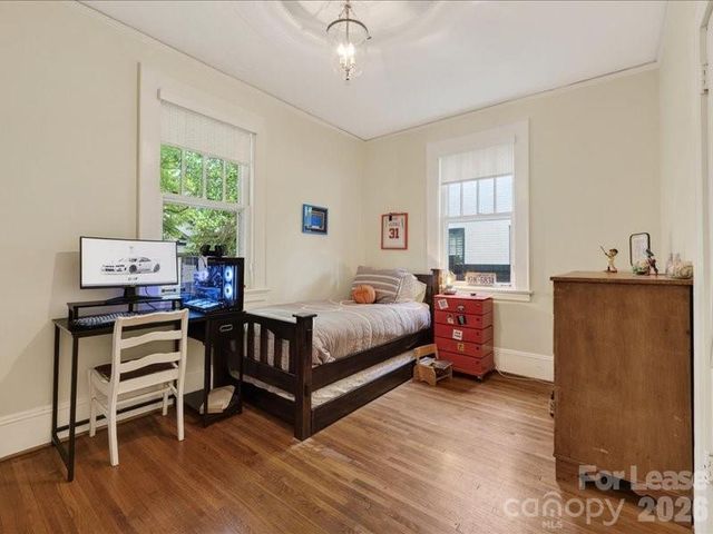 204 S Laurel Avenue, Charlotte, NC 28207