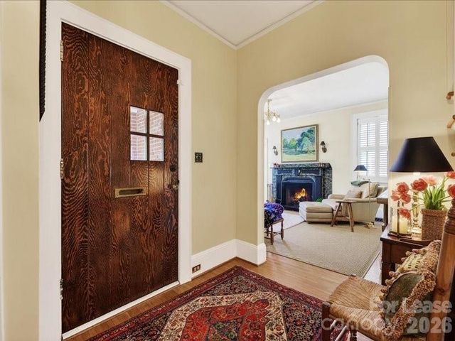 204 S Laurel Avenue, Charlotte, NC 28207