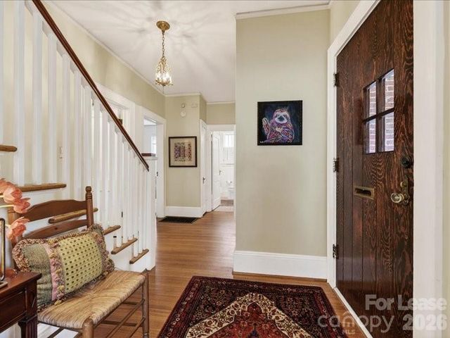 204 S Laurel Avenue, Charlotte, NC 28207