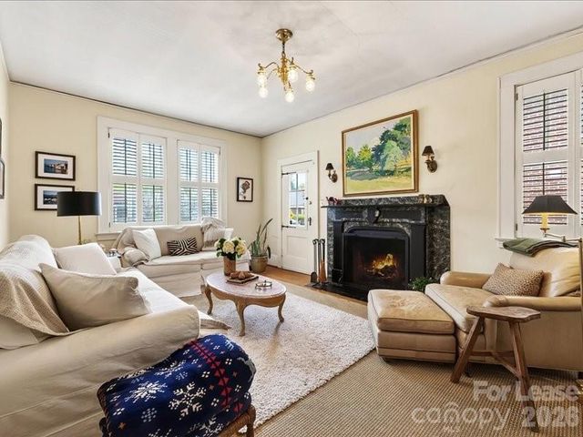204 S Laurel Avenue, Charlotte, NC 28207