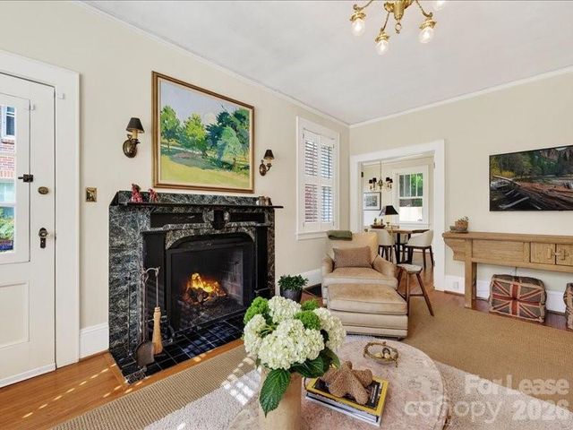 204 S Laurel Avenue, Charlotte, NC 28207