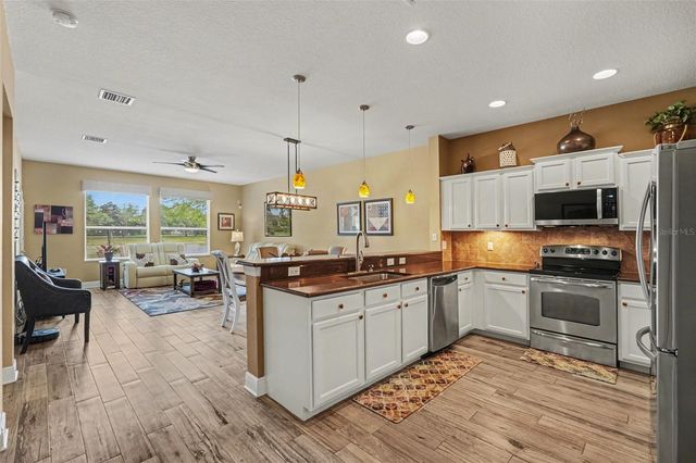 2134 BARRACUDA COURT, Holiday, FL 34691