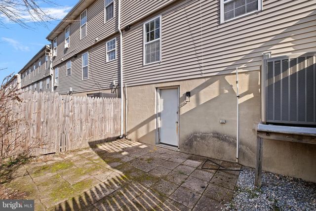 1124 E 14TH ST, Wilmington, DE 19802