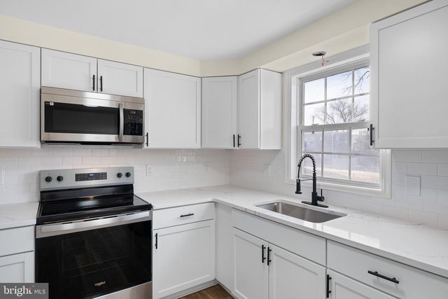 1124 E 14TH ST, Wilmington, DE 19802