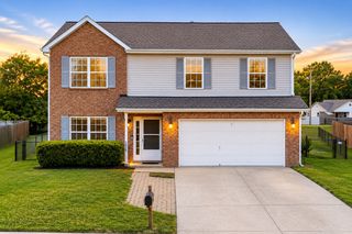 1010 Lowrey Pl, Spring Hill, TN 37174
