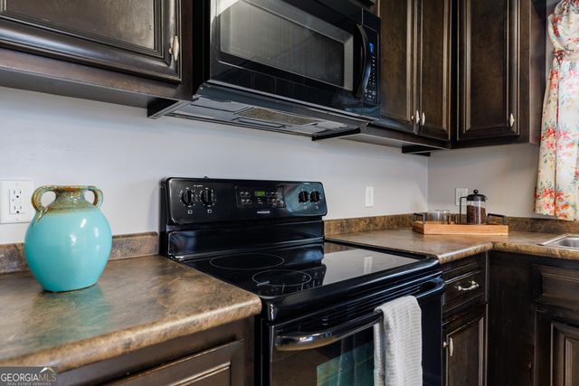 5115 Greyfield Place S, Valdosta, GA 31605