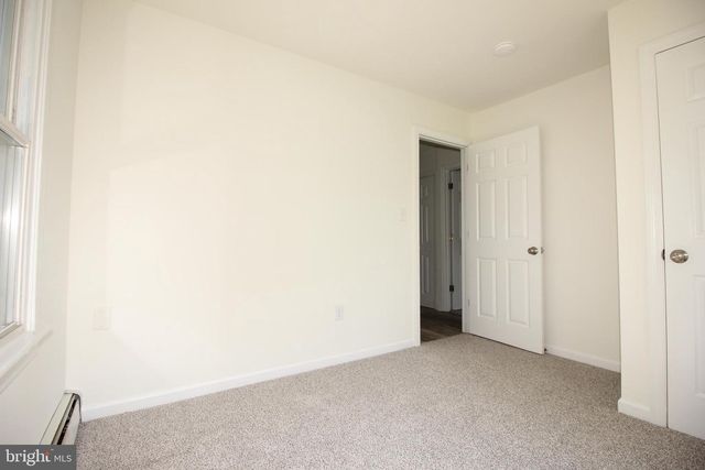 28 BAYBERRY LN, Willingboro, NJ 08046