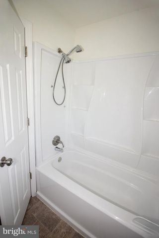 28 BAYBERRY LN, Willingboro, NJ 08046