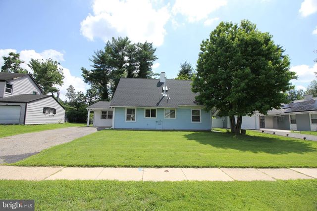 28 BAYBERRY LN, Willingboro, NJ 08046