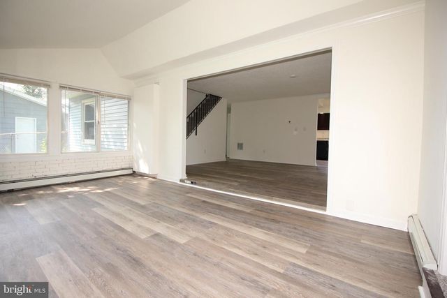 28 BAYBERRY LN, Willingboro, NJ 08046