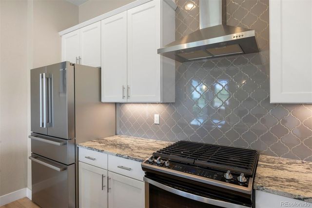 6129 Stable View Street, Castle Pines, CO 80108