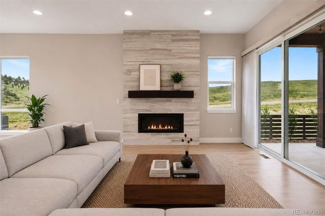6129 Stable View Street, Castle Pines, CO 80108
