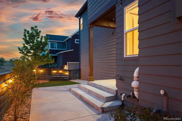 6129 Stable View Street, Castle Pines, CO 80108