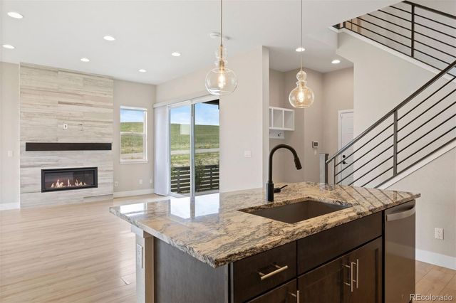 6129 Stable View Street, Castle Pines, CO 80108