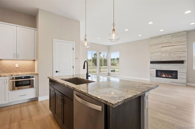 6129 Stable View Street, Castle Pines, CO 80108