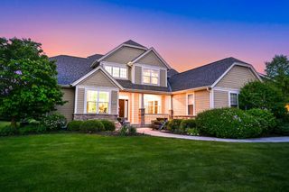1781 River Lakes ROAD N, Oconomowoc, WI 53066